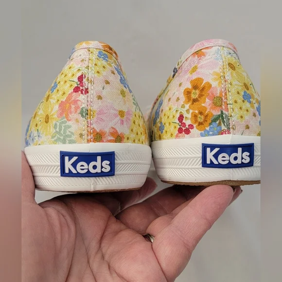 NWOT Rifle Paper Co. Keds Multicolor Floral Canvas Shoes Size 11 - Picture 3 of 9